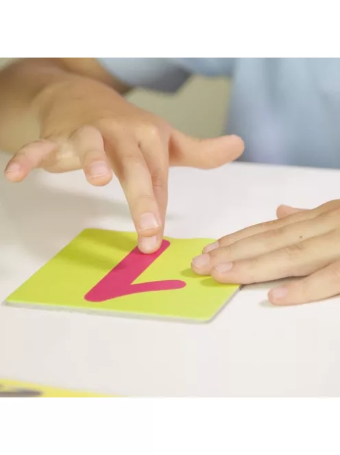 Tapintós íráselőkészítő kártyák Akros fejlesztő játék