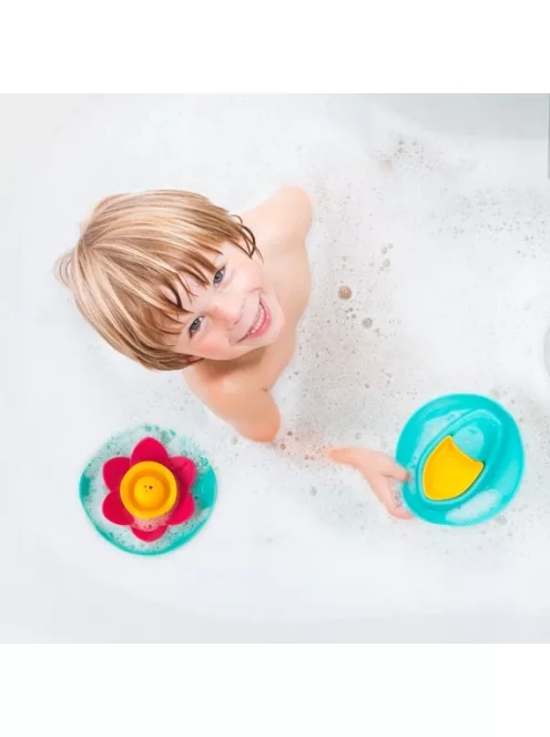 Lili lebegő fürdőjáték