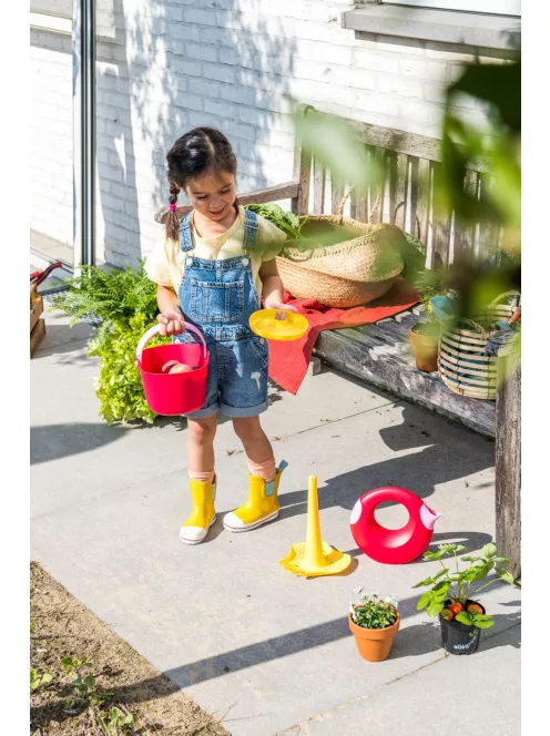 Quut- Bucki homokozó és strandolós vödör -cherry