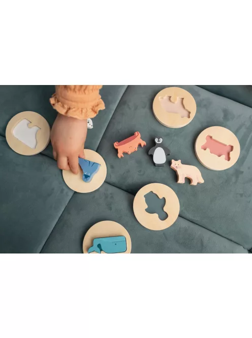 BS Toys - Fa állatos formakirakó