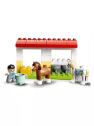 LEGO® DUPLO® 10951 Lóistálló és pónigondozás